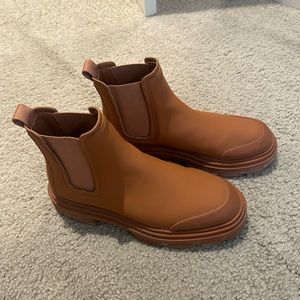 Zara Camel Rubber Lug Sole Boots size 40